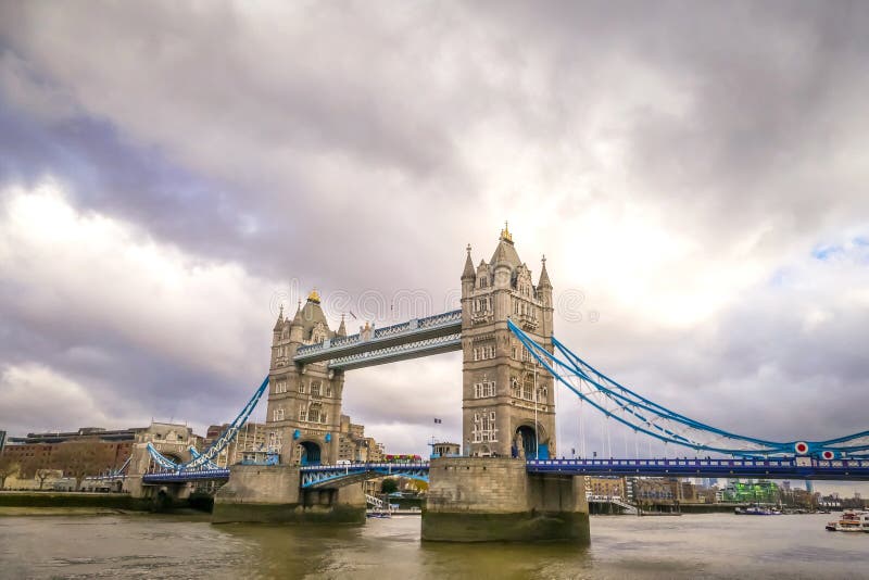 伦敦塔桥 Tower Bridge